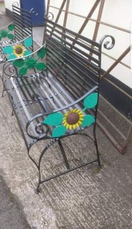 Decoratice Bench